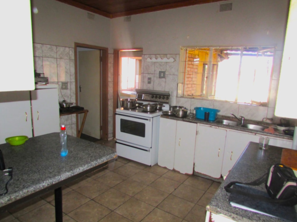 House for sale in Vanderbijlpark CW 6 - 1VT1745228