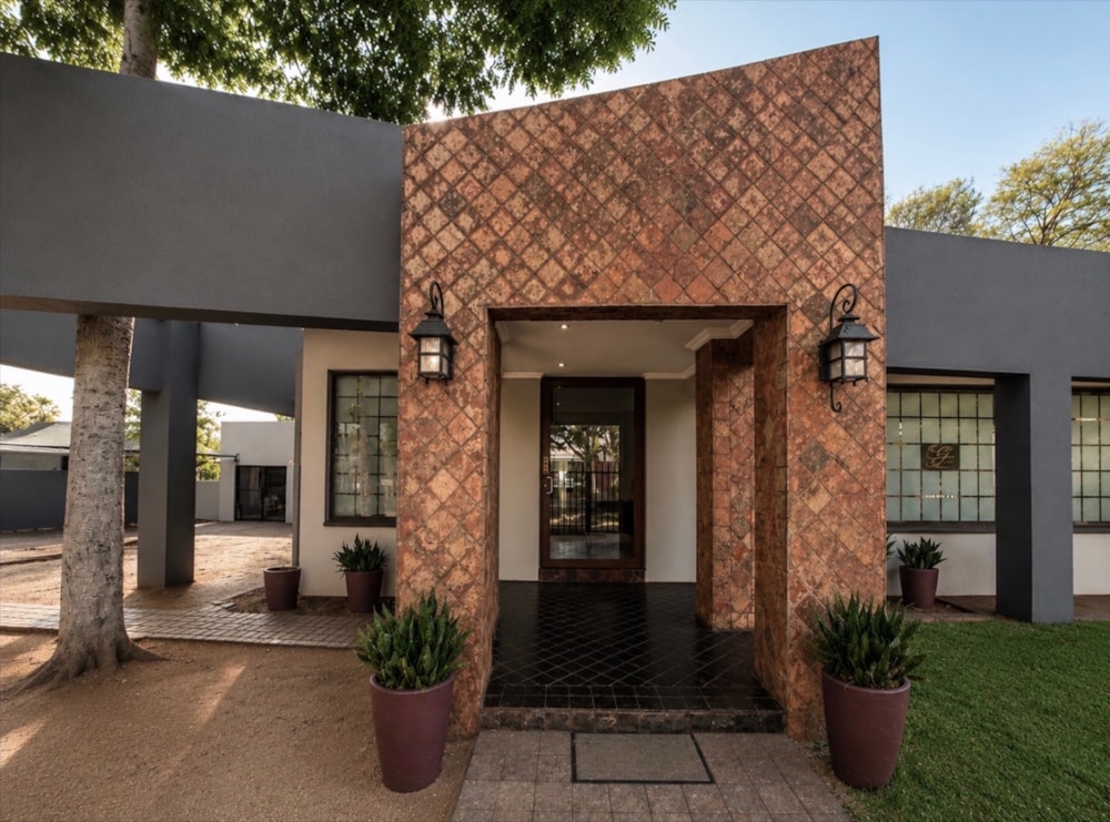 Commercial office for sale in Bo Dorp - 1RU1744921