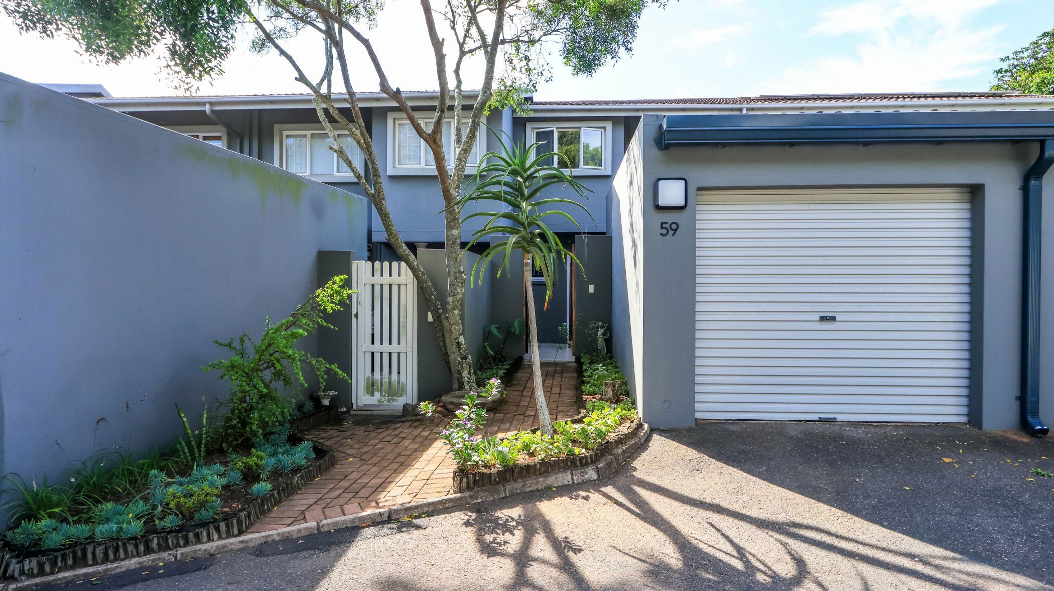 Townhouse to rent in Umdloti Beach - 1ND1744952
