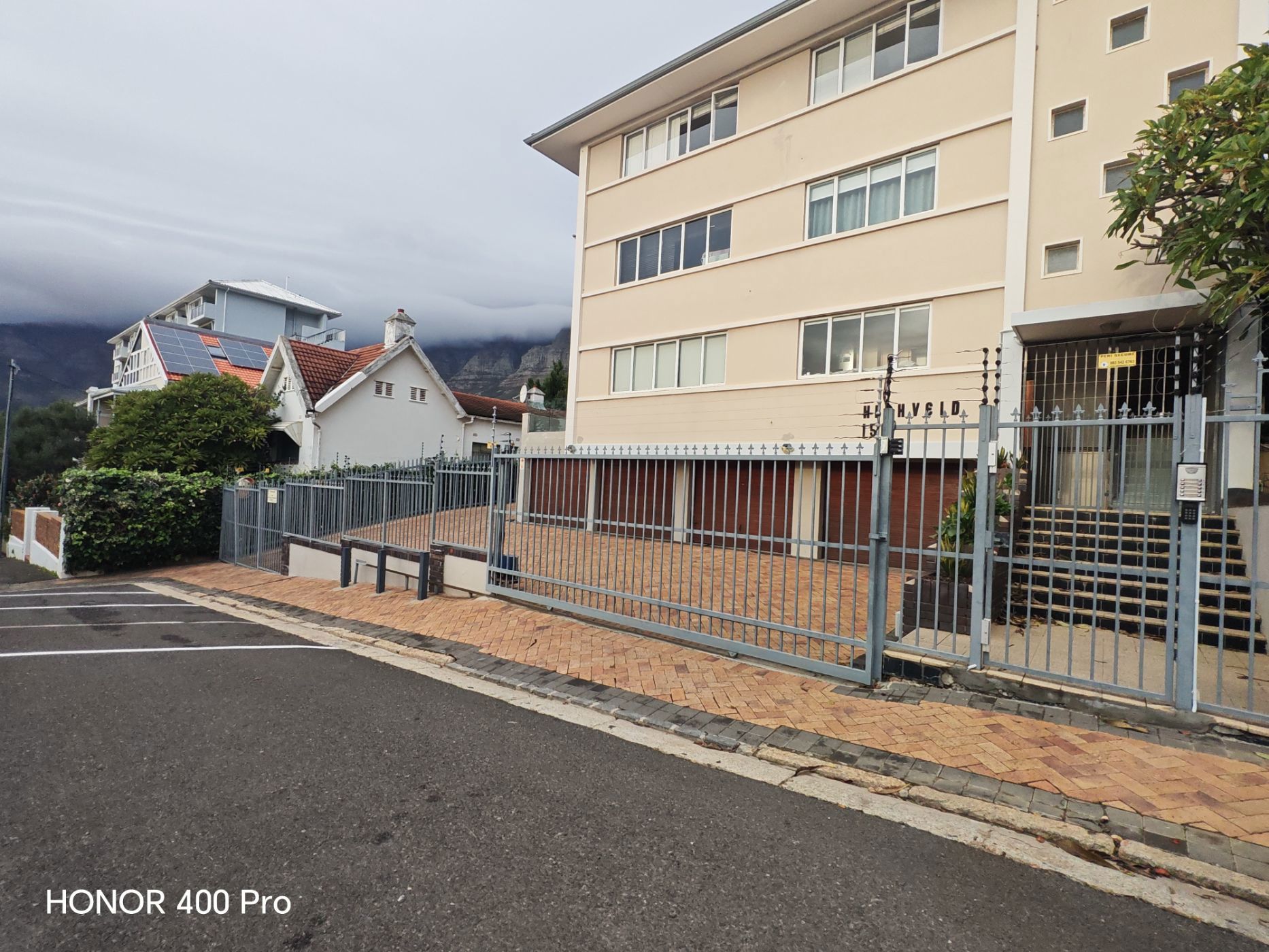 Apartment to rent in Tamboerskloof - CBL1745079