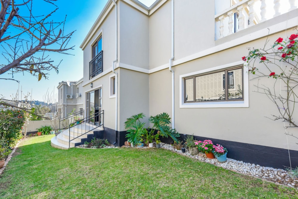 Double-storey cluster for sale in Craigavon - FW1745339 Double-storey cluster for sale in Craigavon - FW1745339