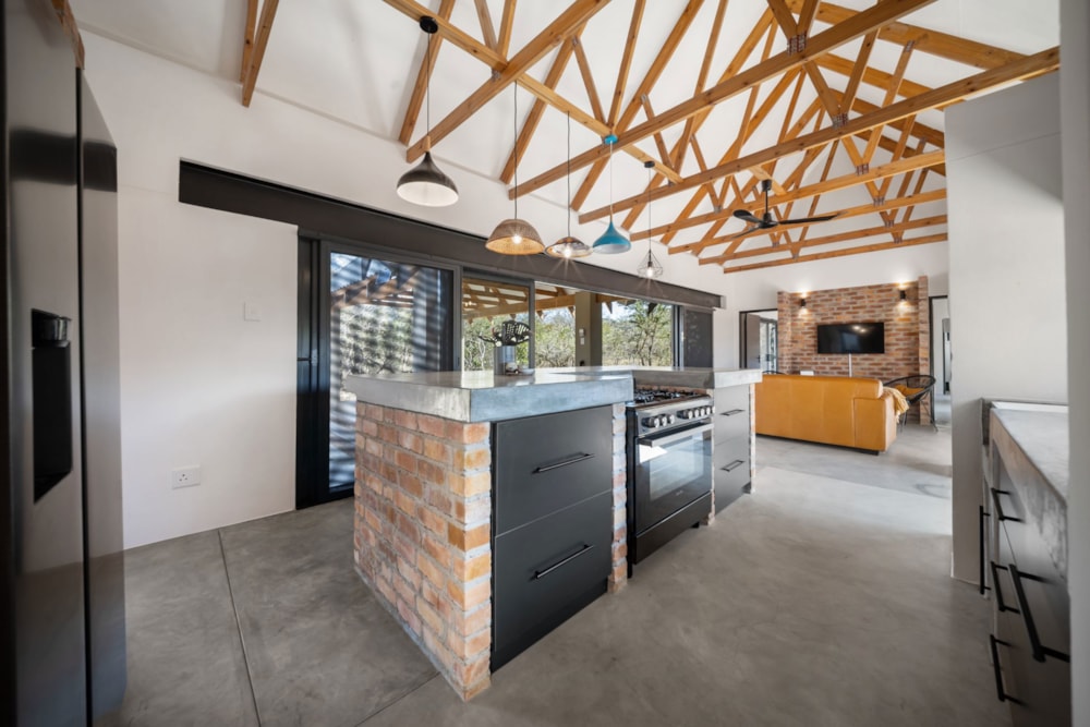 House to rent in Hoedspruit - 1HS1744993