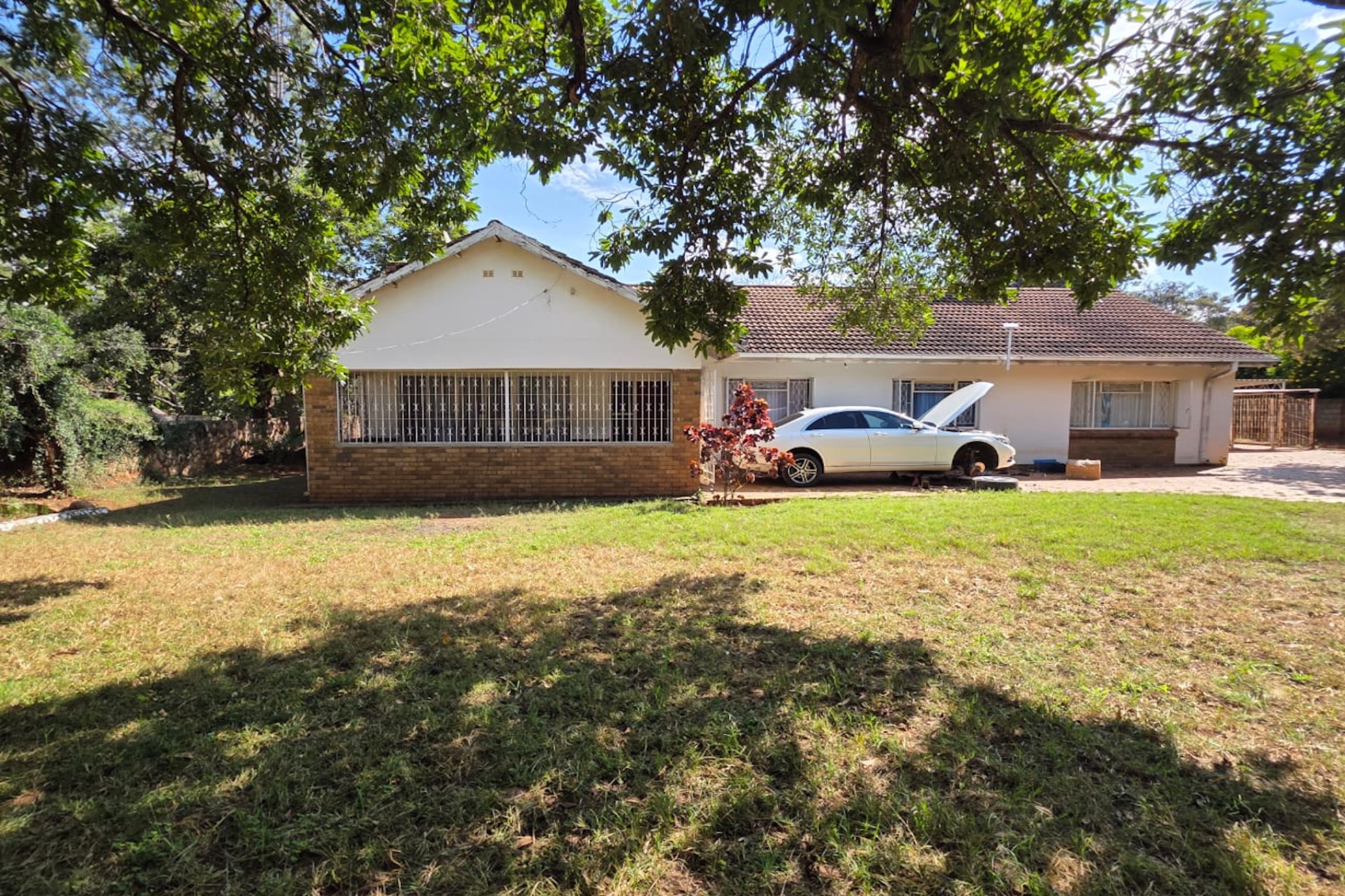 House for sale in Fortunes Gate, Zimbabwe - 3ZB1744992