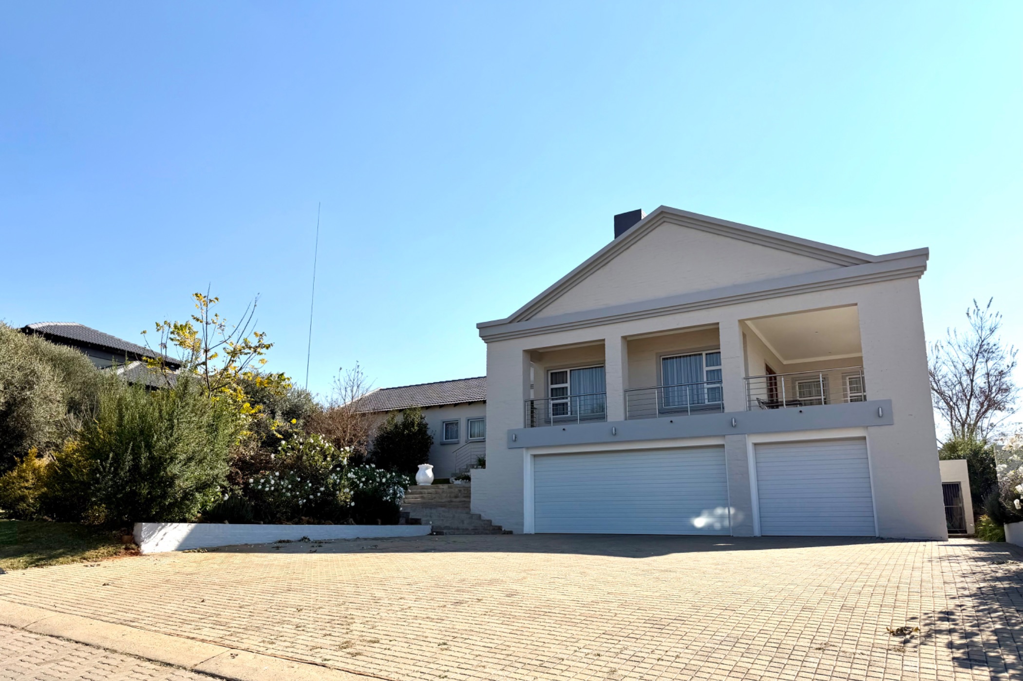 Security estate home for sale in Aquavista Mountain Estate - PRN1745018