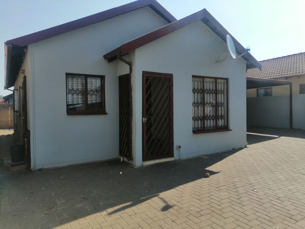Single-storey house for sale in Elandspoort - PT1745496 Single-storey house for sale in Elandspoort - PT1745496