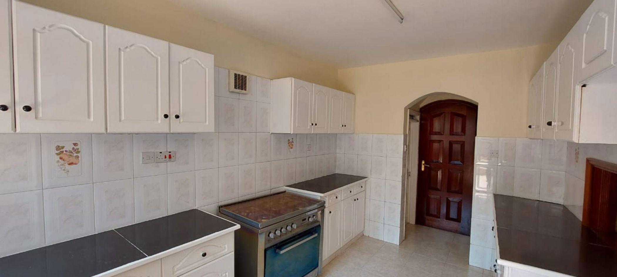 Double-storey apartment to rent in Kileleshwa, Kenya - 3KE1745059