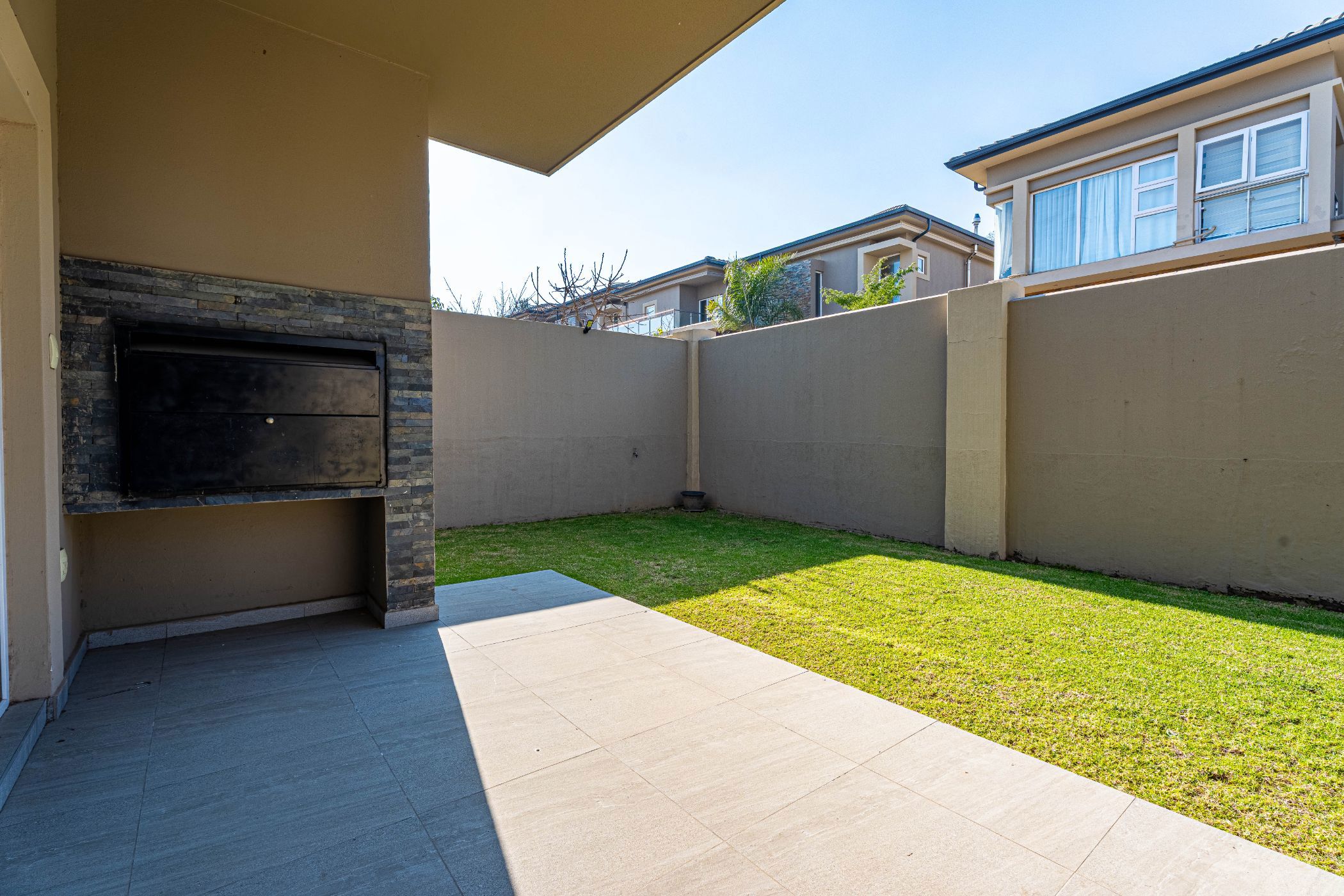Double-storey cluster for sale in Glen Austin - MR1745276