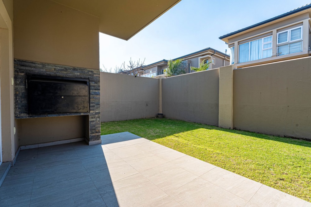 Apartment for sale in Johannesburg North, Fourways Area - MR1745276 Apartment for sale in Johannesburg North, Fourways Area - MR1745276