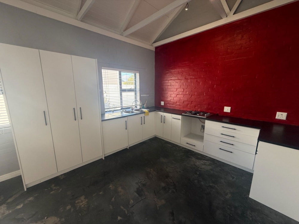 House to rent in Sandbaai - TKL1745140 House to rent in Sandbaai - TKL1745140