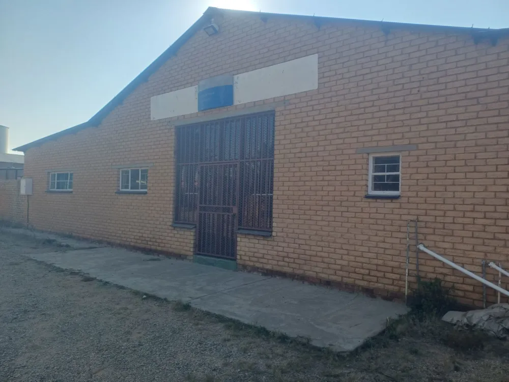 Commercial Building for sale in Schweizer-Reneke - 1KJ1745148 Commercial Building for sale in Schweizer-Reneke - 1KJ1745148