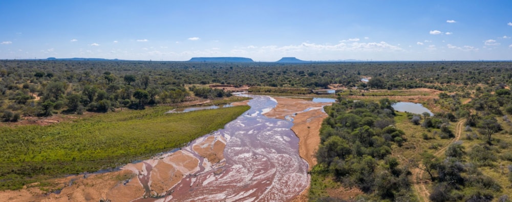Game lodge for sale in Ellisras (Lephalale) - 1ER1745575 Game lodge for sale in Ellisras (Lephalale) - 1ER1745575