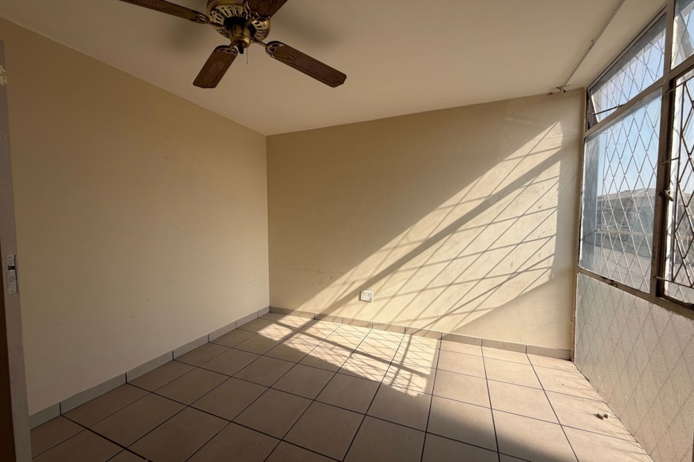 Apartment for sale in Vanderbijlpark CW 3 - 1VT1745204