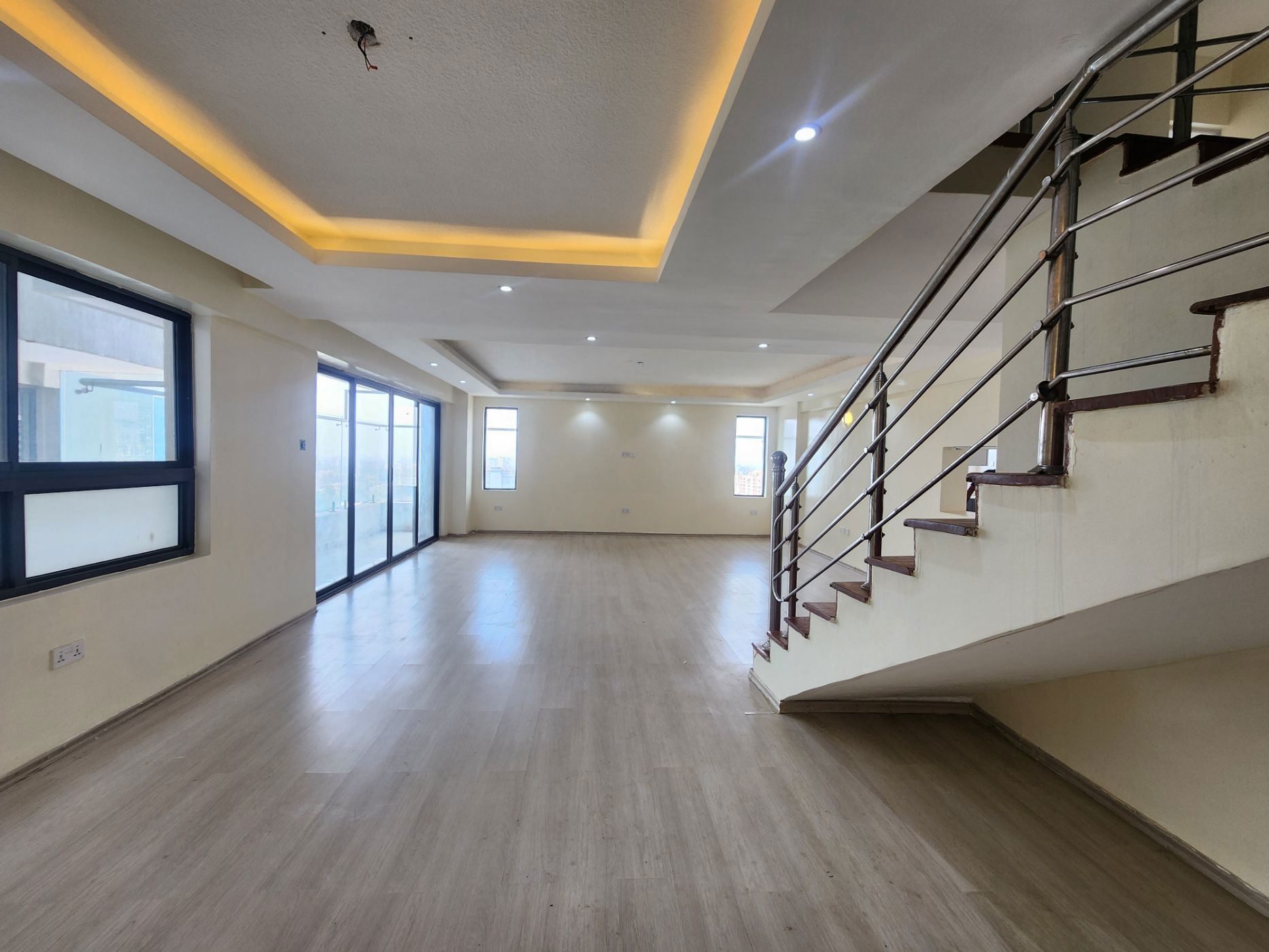 Double-storey apartment to rent in Parklands, Kenya - 3KE1746212