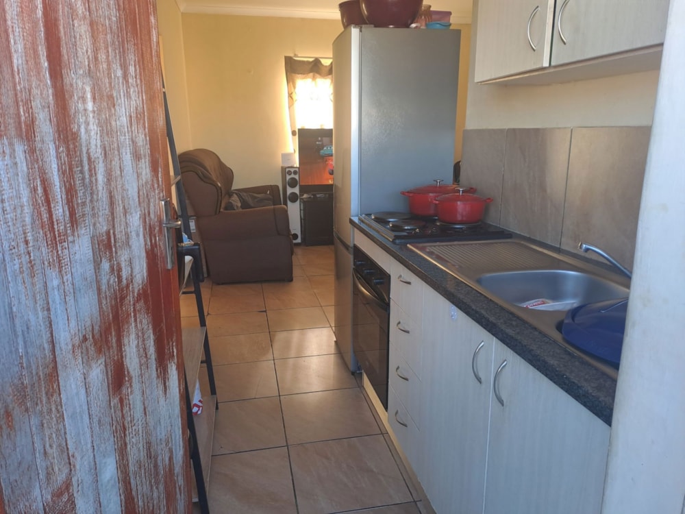 Apartment for sale in Scottsdene - 1KV1745338 Apartment for sale in Scottsdene - 1KV1745338