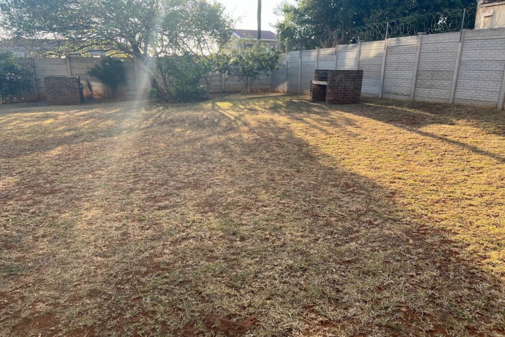 Apartment to rent in Illovo Beach - 1WB1745322 Apartment to rent in Illovo Beach - 1WB1745322