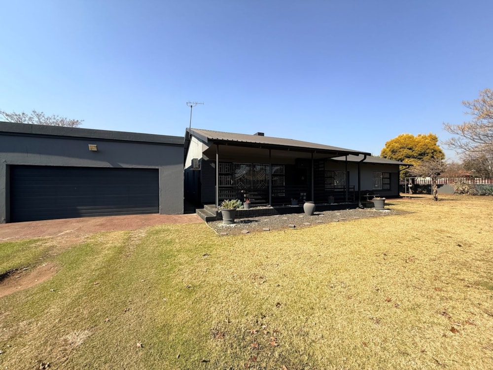 House for sale in Middelburg Central (Mpumalanga Central) - 1MD1745309 House for sale in Middelburg Central (Mpumalanga Central) - 1MD1745309
