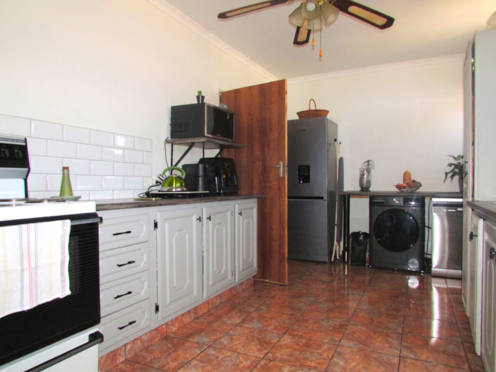 House for sale in Sasolburg Ext 5 - 1VT1745375 House for sale in Sasolburg Ext 5 - 1VT1745375