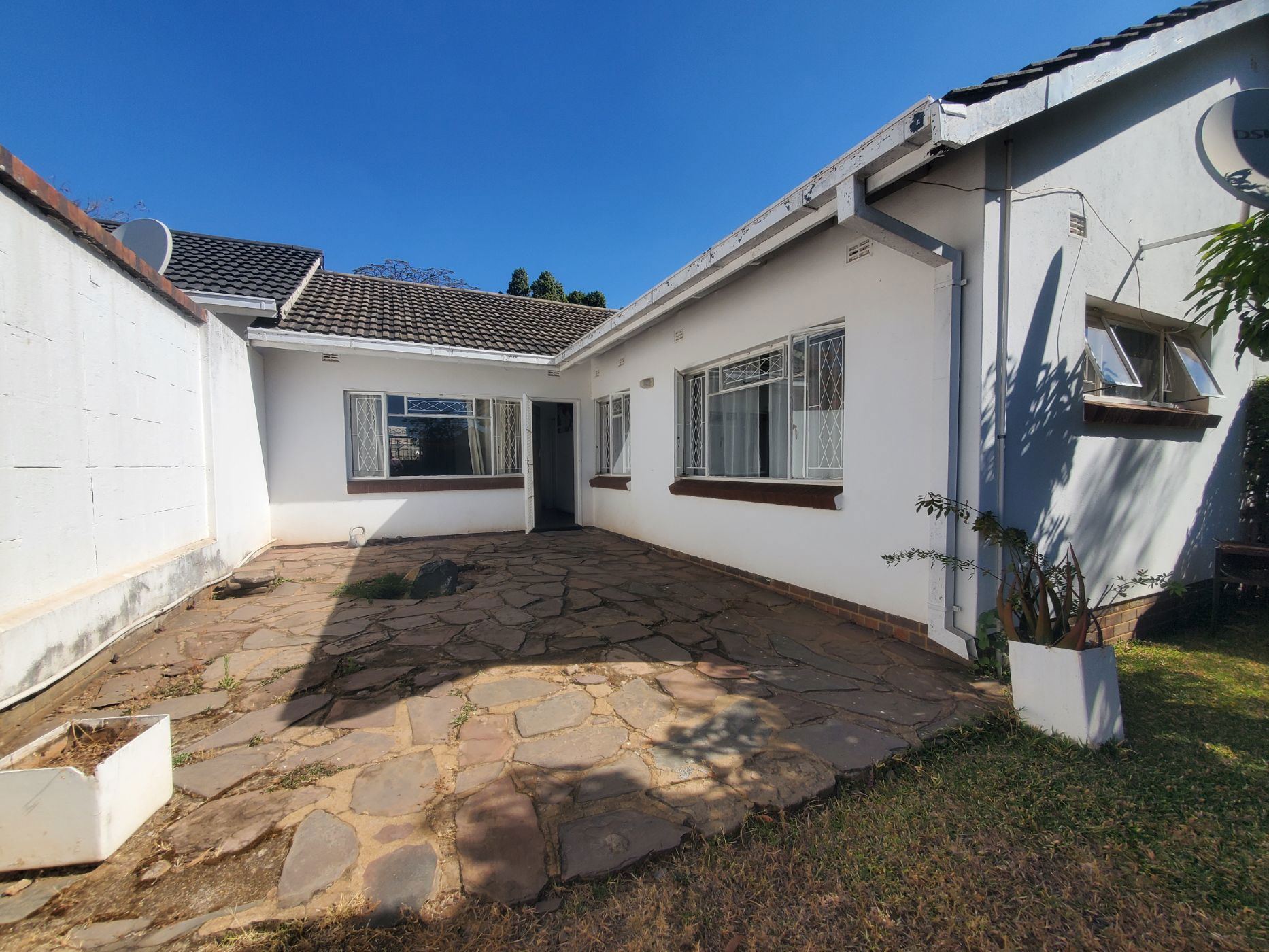 Garden apartment for sale in Mabelreign, Zimbabwe - 3ZB1745443