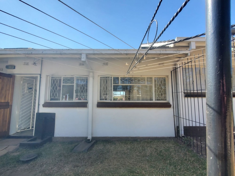 Garden apartment for sale in Mabelreign, Zimbabwe - 3ZB1745443 Garden apartment for sale in Mabelreign, Zimbabwe - 3ZB1745443