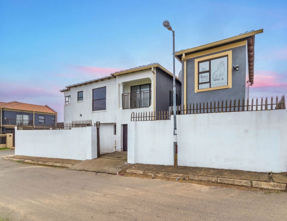 House for sale in Naledi - RDT1746115 House for sale in Naledi - RDT1746115