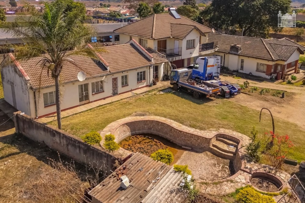 Double-storey house for sale in Tynwald, Zimbabwe - 3ZB1745497 Double-storey house for sale in Tynwald, Zimbabwe - 3ZB1745497