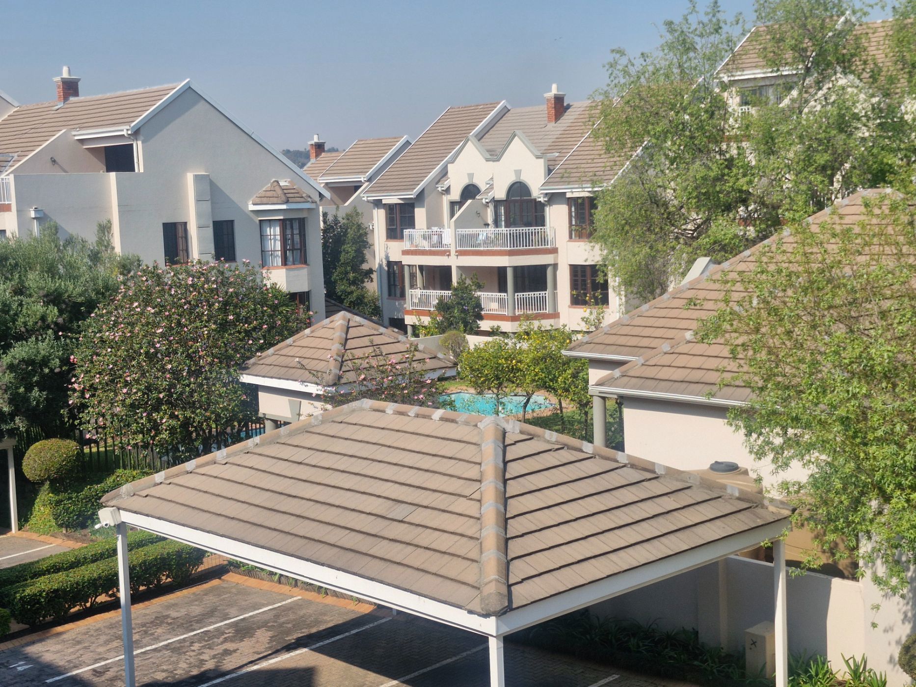 Double-storey apartment to rent in Rivonia - JBL1746848