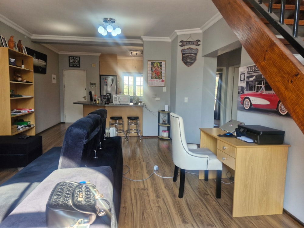 Double-storey apartment to rent in Rivonia - JBL1746848