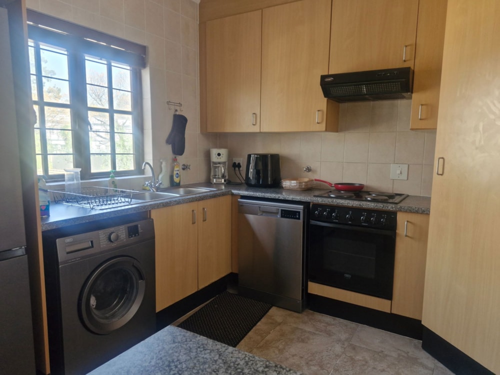 Double-storey apartment to rent in Rivonia - JBL1746848