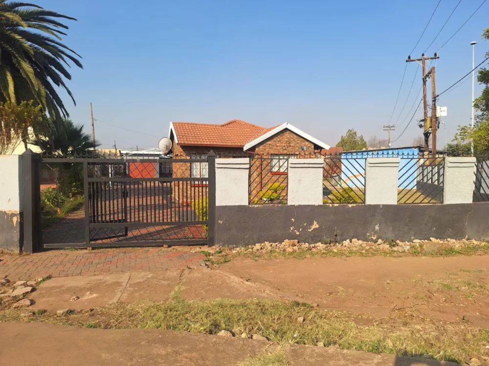 House for sale in Ga-rankuwa Unit 1 - PTM1745670 House for sale in Ga-rankuwa Unit 1 - PTM1745670