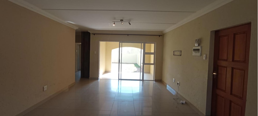 Apartment to rent in Lakefield - ENL1745533