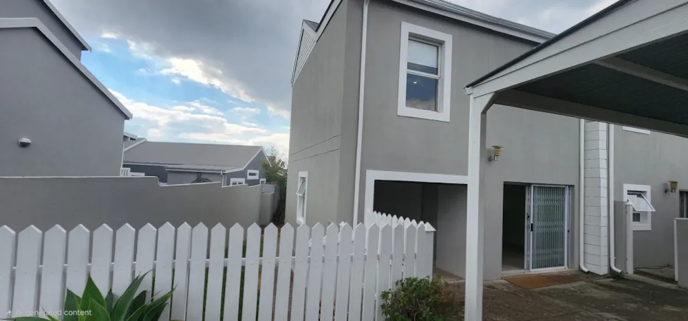 Townhouse for sale in Erasmus Park - CN1745669 Townhouse for sale in Erasmus Park - CN1745669