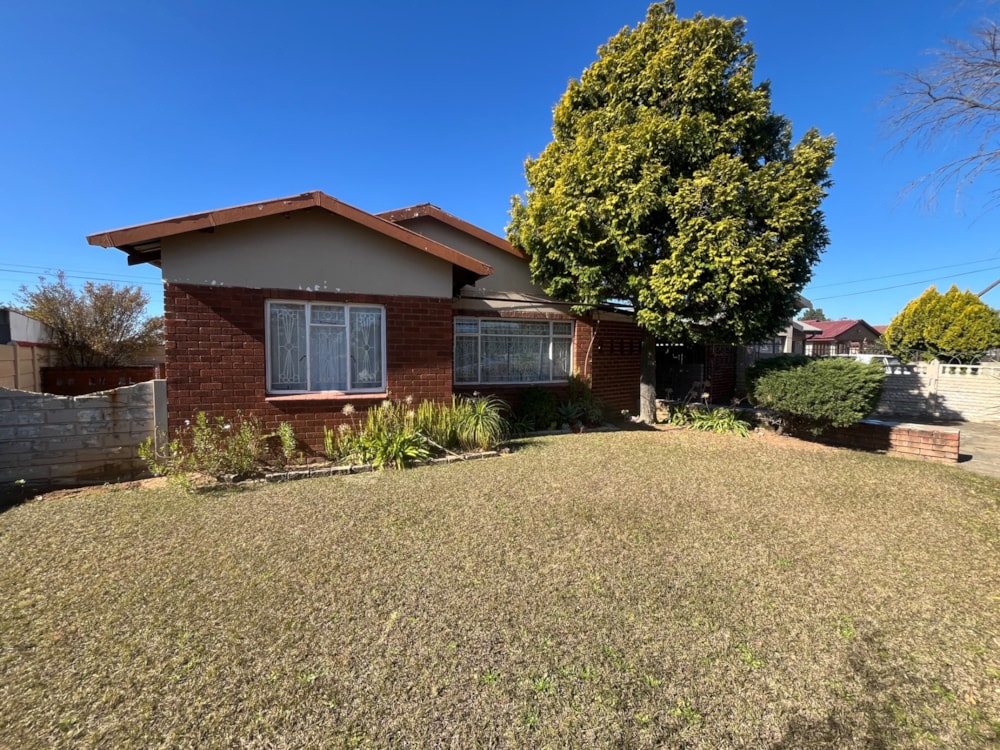 House for sale in Newcastle - 1NW1747447 House for sale in Newcastle - 1NW1747447