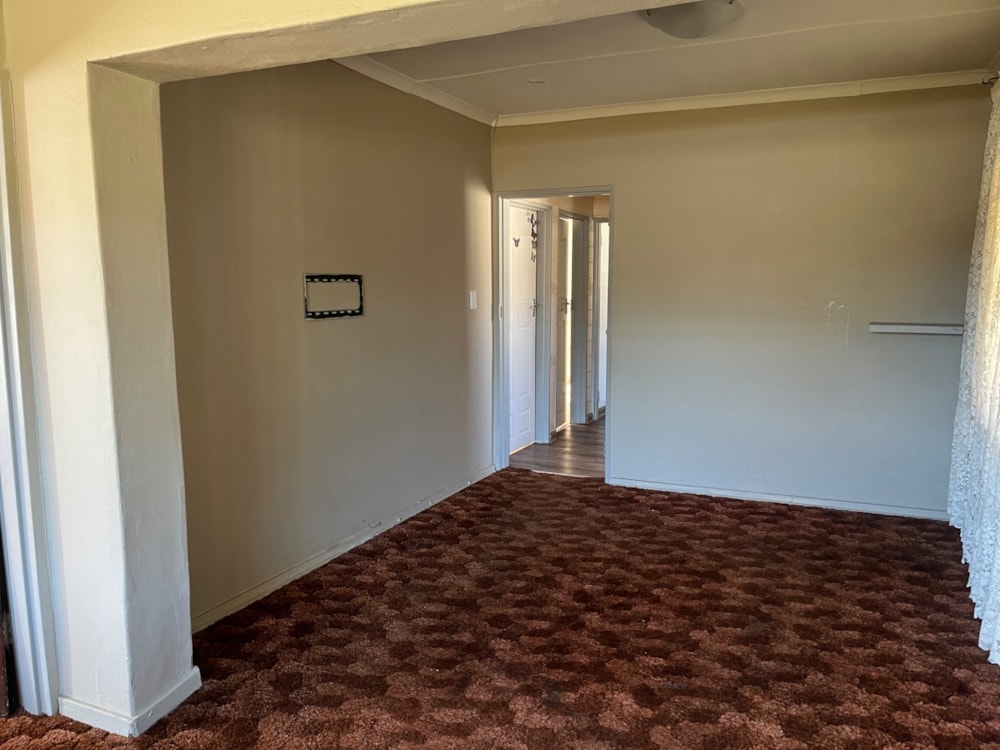 House for sale in Newcastle - 1NW1747447 House for sale in Newcastle - 1NW1747447