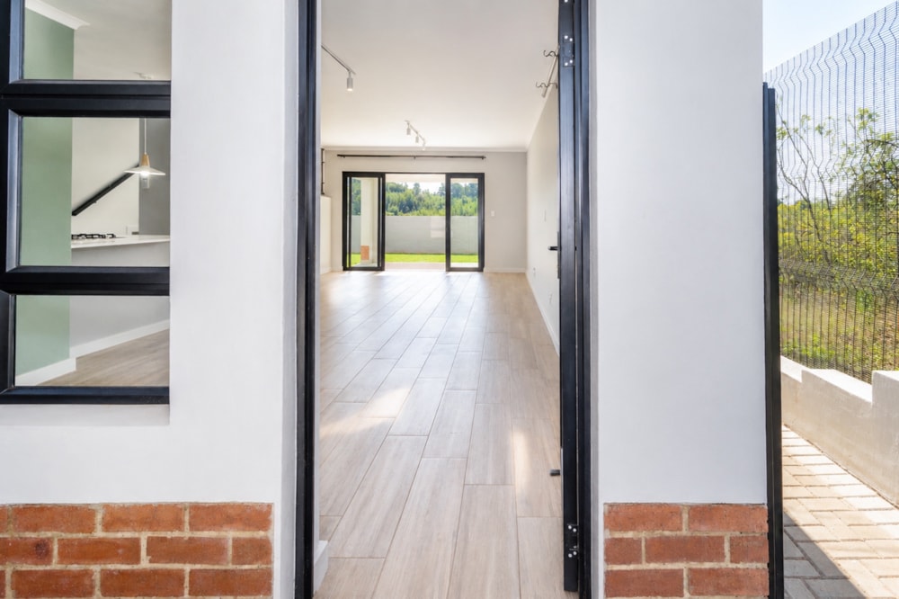 Townhouse to rent in Bronberg - PTL1745560