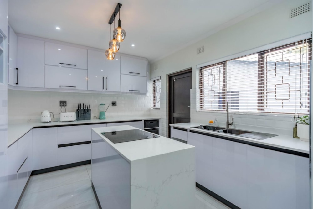 Townhouse for sale in Dawncrest, Westville - 1WP1745605 Townhouse for sale in Dawncrest, Westville - 1WP1745605