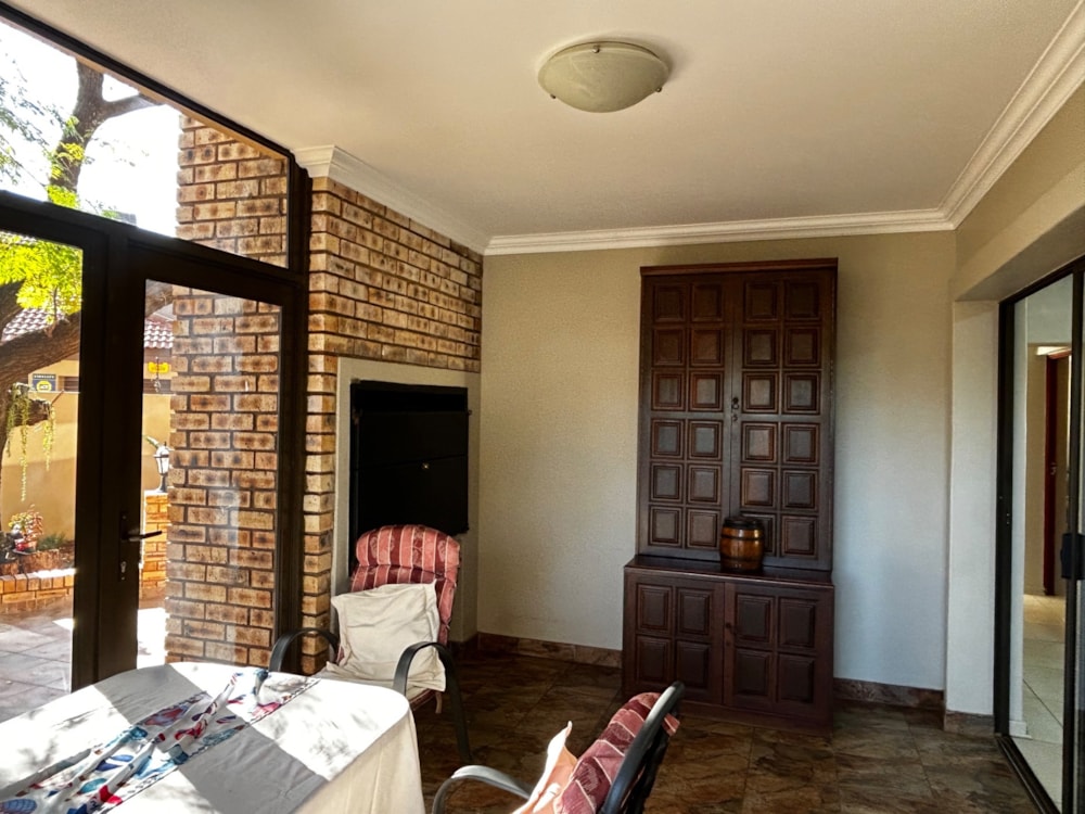 Double-storey house for sale in Rhodesdene - 1KJ1745644