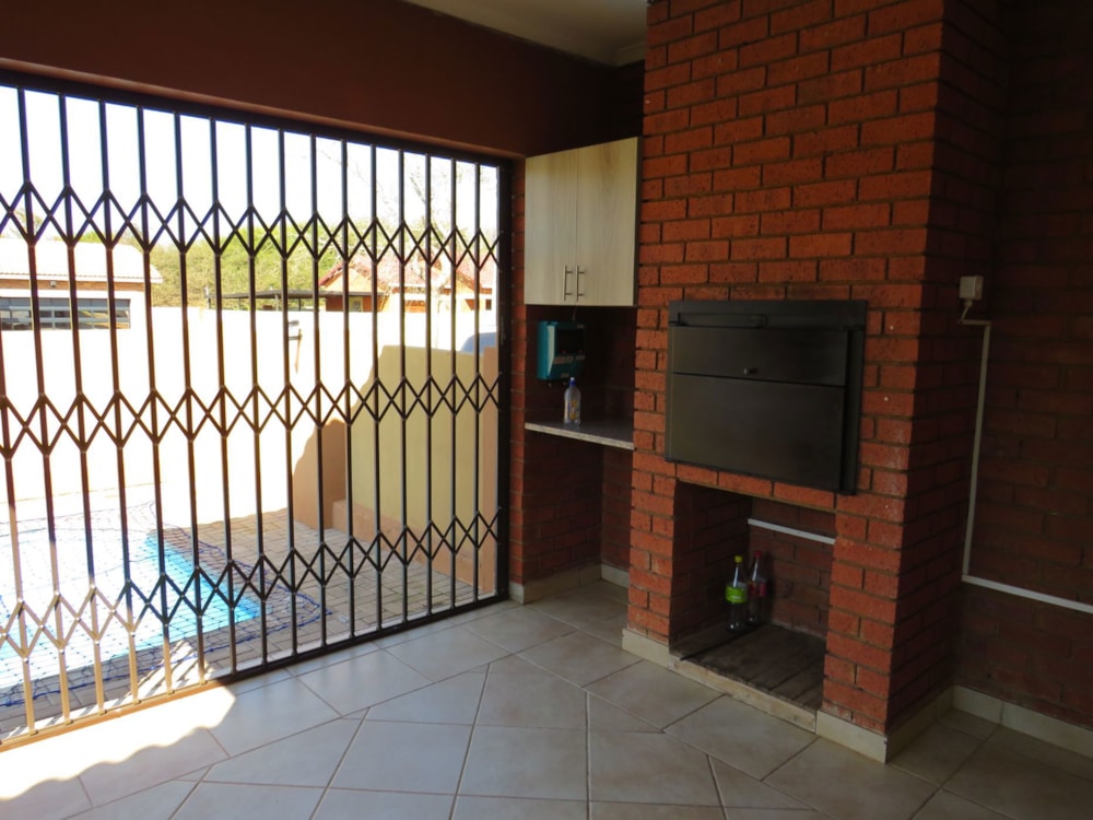 House for sale in Ellisras (Lephalale) - 1ER1745682 House for sale in Ellisras (Lephalale) - 1ER1745682