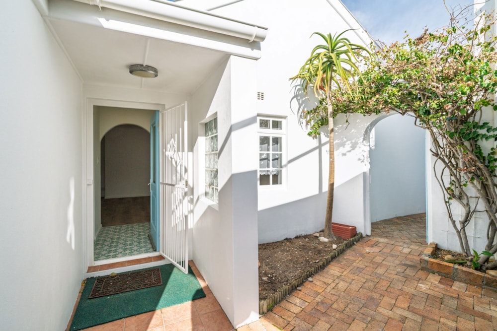 House to rent in Hout Bay - BYL1745678 House to rent in Hout Bay - BYL1745678