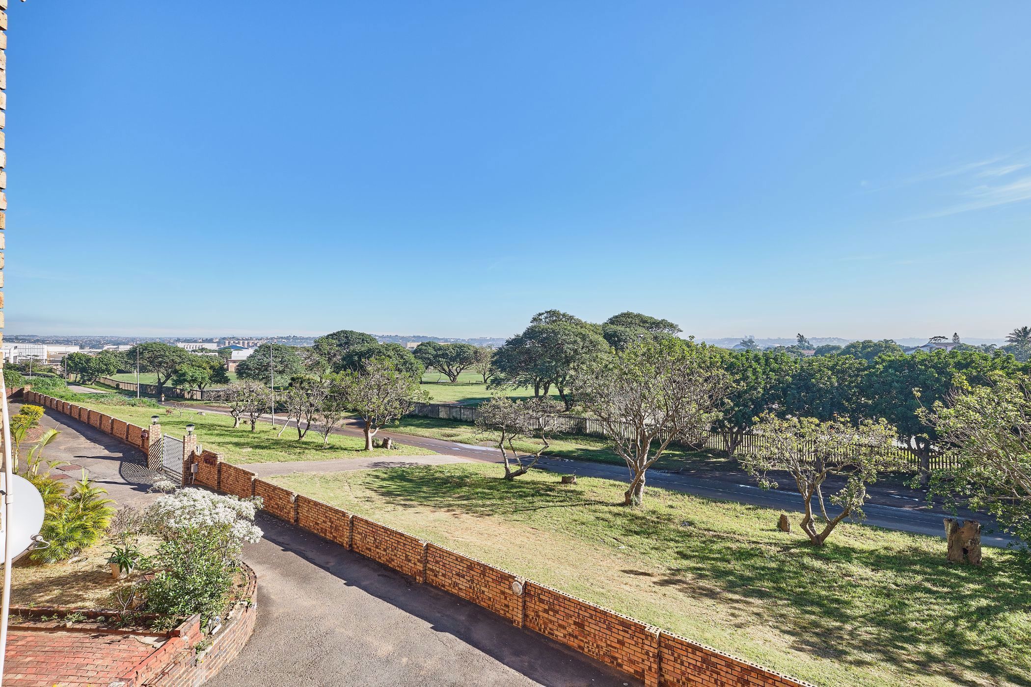 Apartment to rent in Isipingo Beach - 1WB1745881