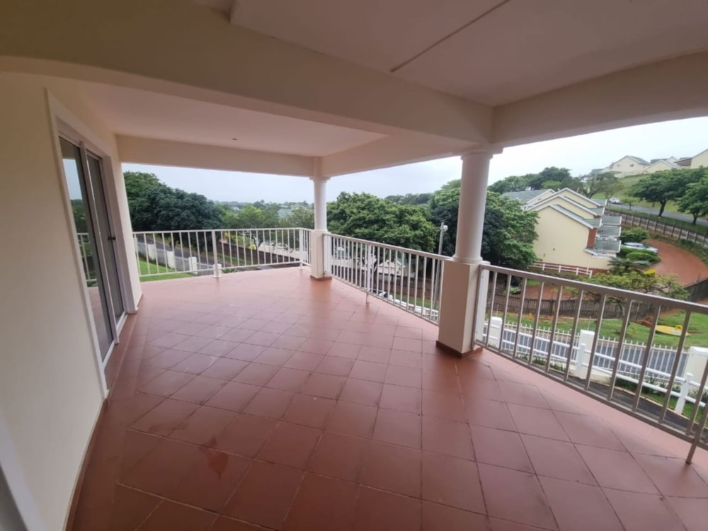 Townhouse to rent in Mount Edgecombe - 1MT1745724