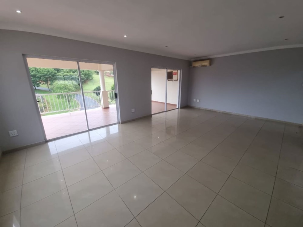 Townhouse to rent in Mount Edgecombe - 1MT1745724
