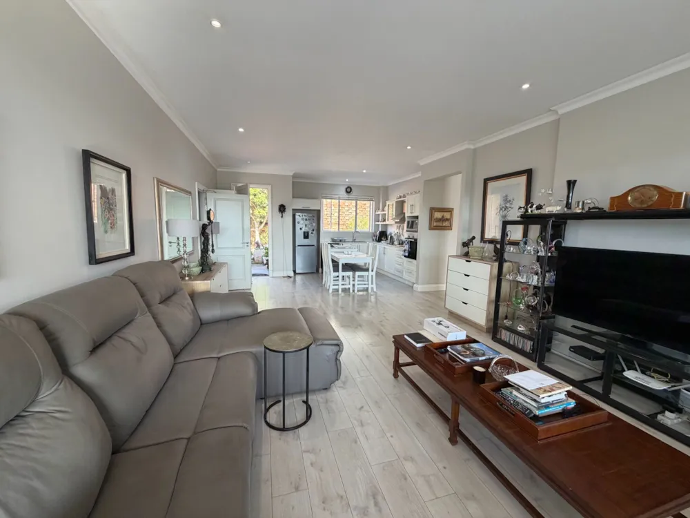 Retirement apartment for sale in Mount Edgecombe Retirement Village - 1MT1746132 Retirement apartment for sale in Mount Edgecombe Retirement Village - 1MT1746132