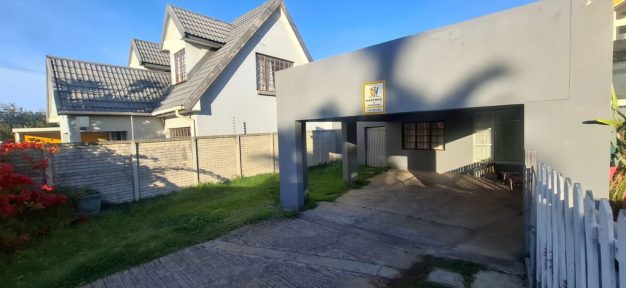 Garden apartment to rent in Gonubie - 1EZ1745820