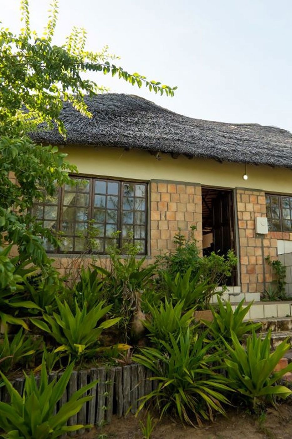 Cottage for sale in Praia da Barra, Mozambique - 3MQ1745837 Cottage for sale in Praia da Barra, Mozambique - 3MQ1745837