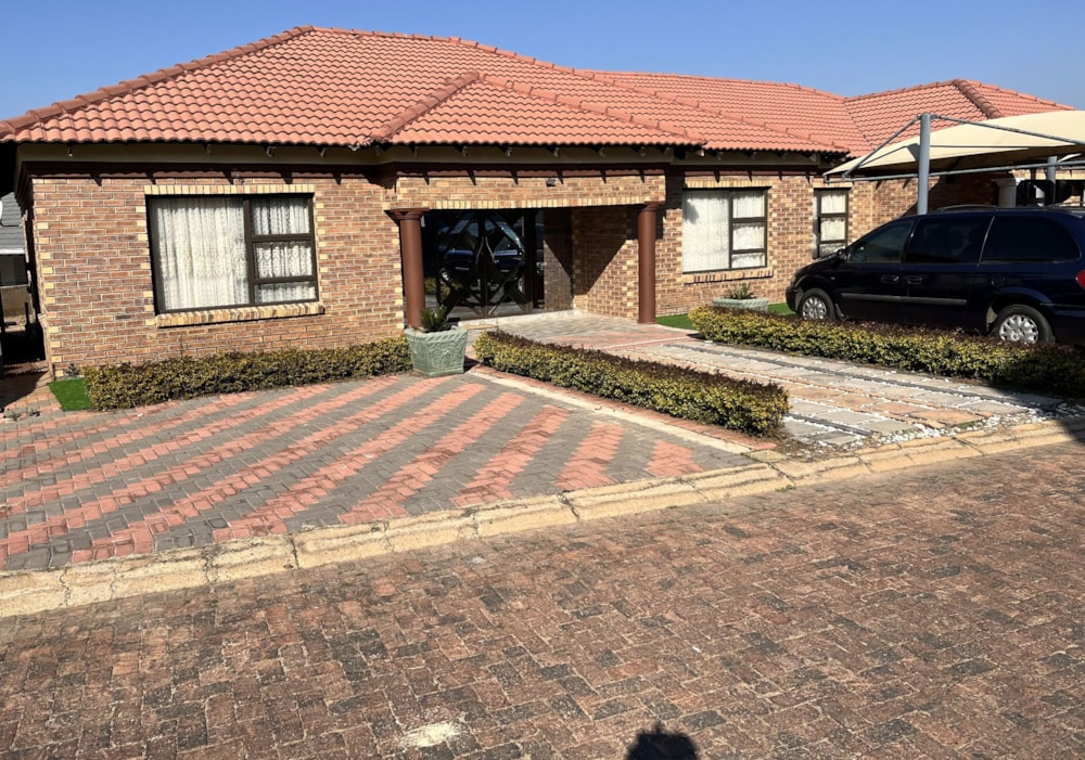 Security estate home to rent in Kungwini Country Estate - PNL1745855 Security estate home to rent in Kungwini Country Estate - PNL1745855
