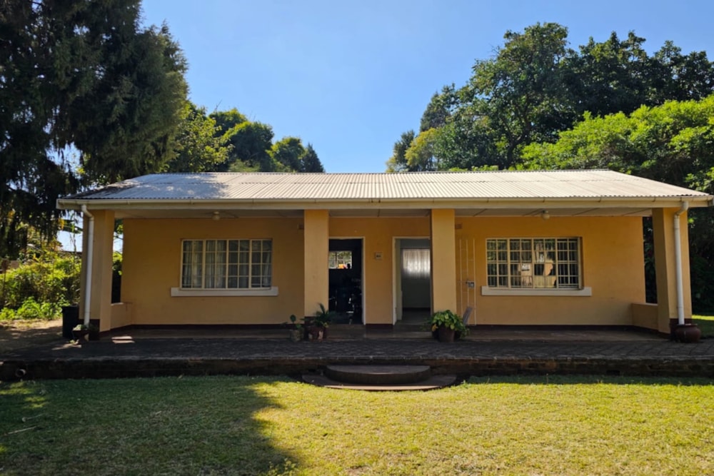 House for sale in Suburbs, Zimbabwe - 3ZB1745901 House for sale in Suburbs, Zimbabwe - 3ZB1745901