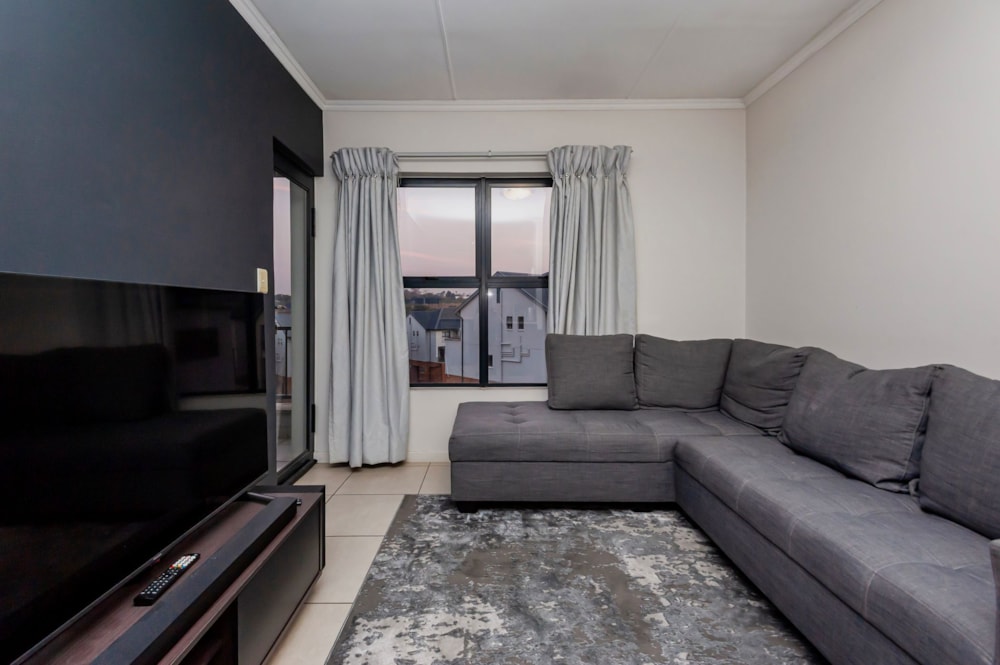 Apartment for sale in Olivedale - RAN1745913 Apartment for sale in Olivedale - RAN1745913