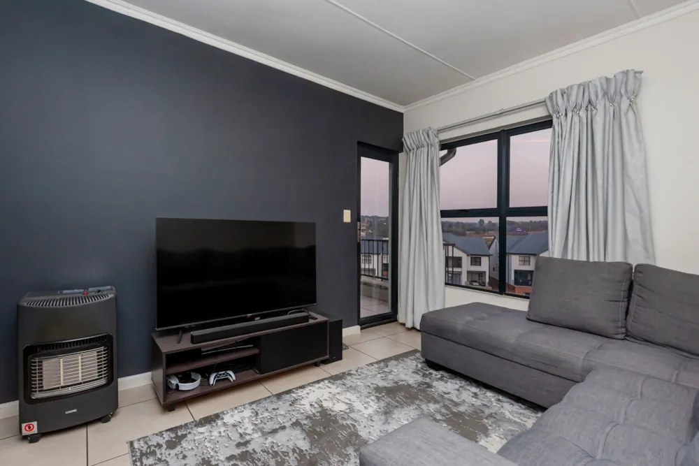 Apartment for sale in Olivedale - RAN1745913 Apartment for sale in Olivedale - RAN1745913