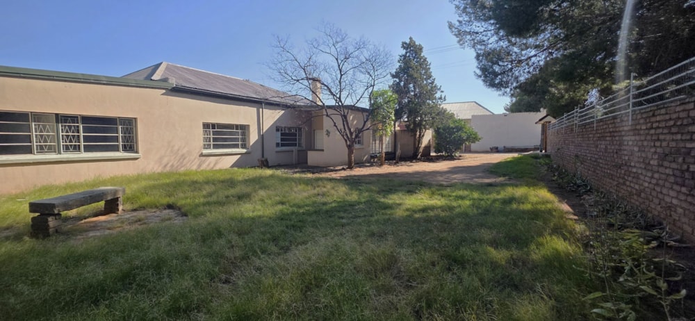 House for sale in Cradock - 1KK1745942 House for sale in Cradock - 1KK1745942