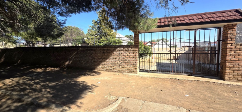 House for sale in Cradock - 1KK1745942 House for sale in Cradock - 1KK1745942